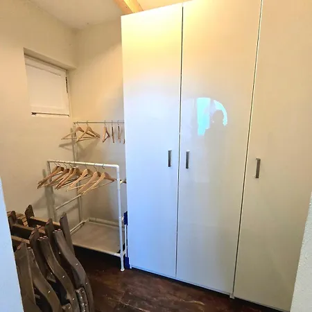 Ruhiges Mit Guter Anbindung *