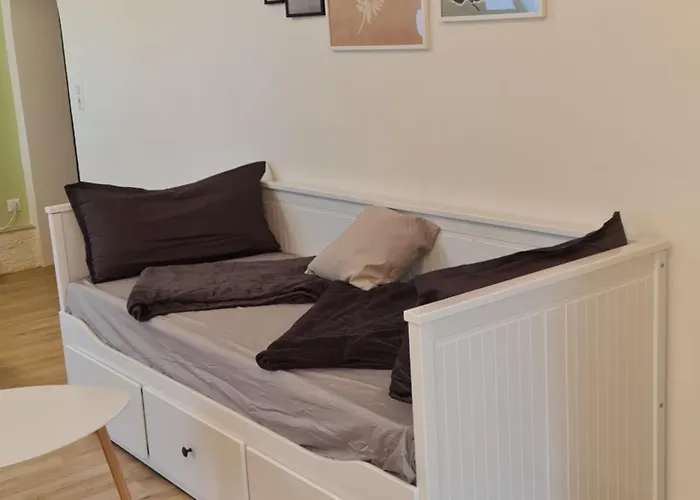 Ruhiges Mit Guter Anbindung *