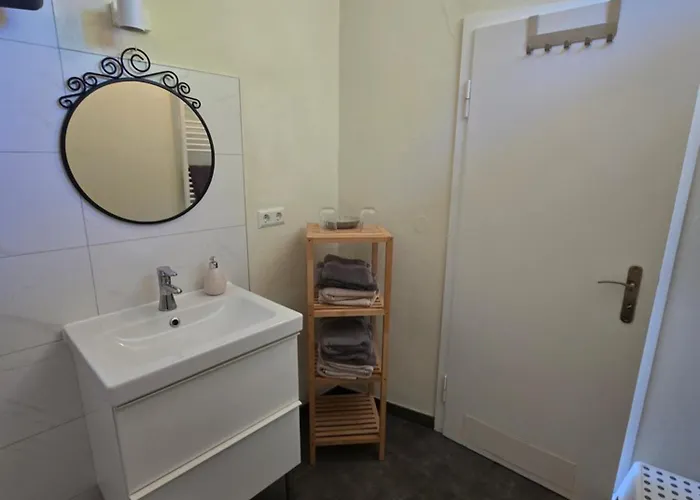 Ruhiges Mit Guter Anbindung Appartamento